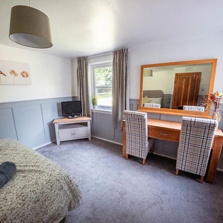 Large Country House With Garden, Outdoor Spa Area & Games Room With Hot Tub And Fire Pit Wigtown Exteriör bild