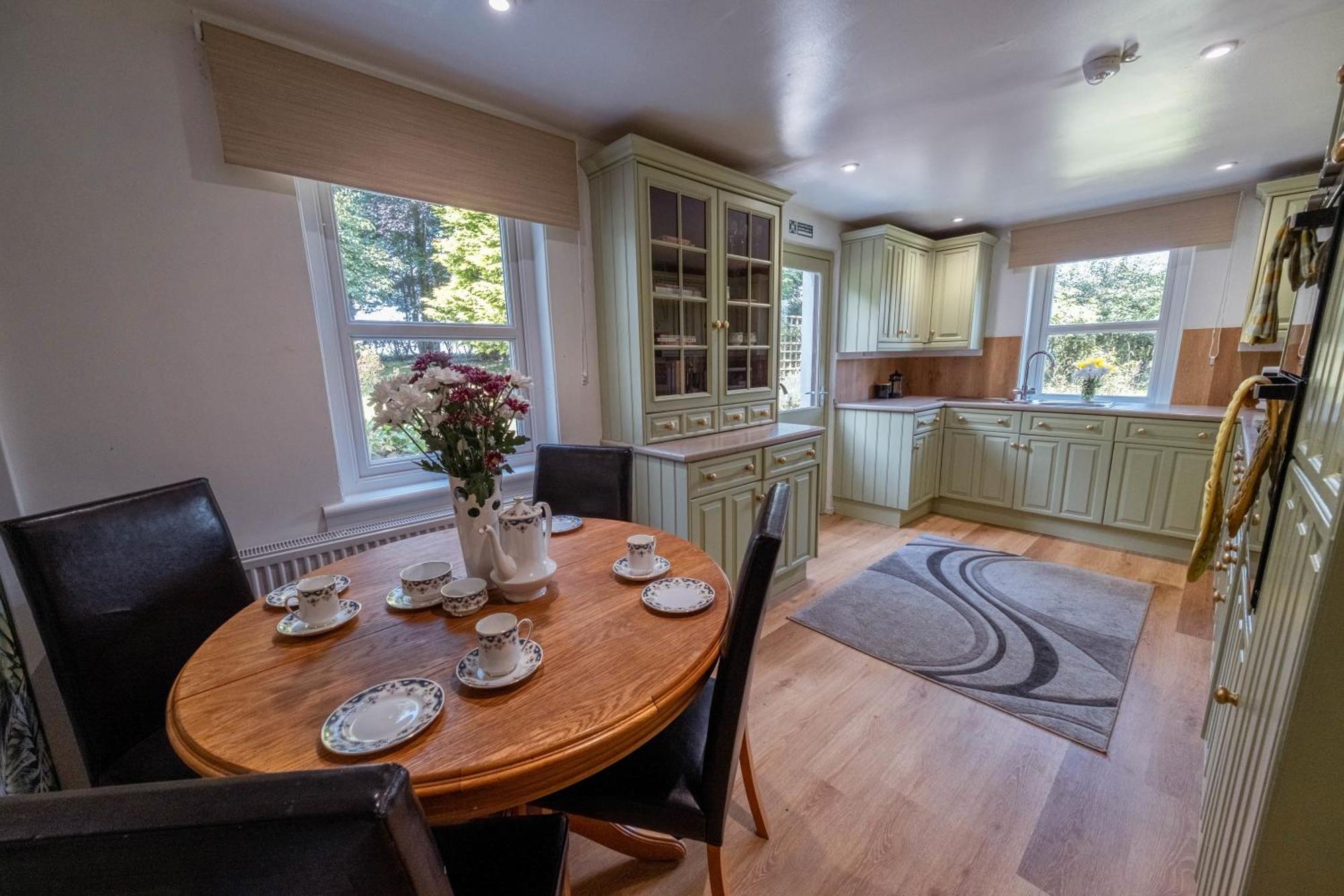 Large Country House With Garden, Outdoor Spa Area & Games Room With Hot Tub And Fire Pit Wigtown Exteriör bild