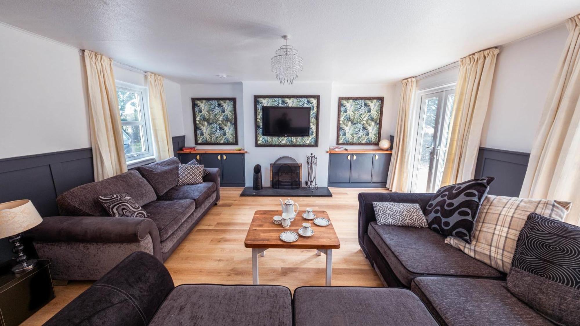 Large Country House With Garden, Outdoor Spa Area & Games Room With Hot Tub And Fire Pit Wigtown Exteriör bild